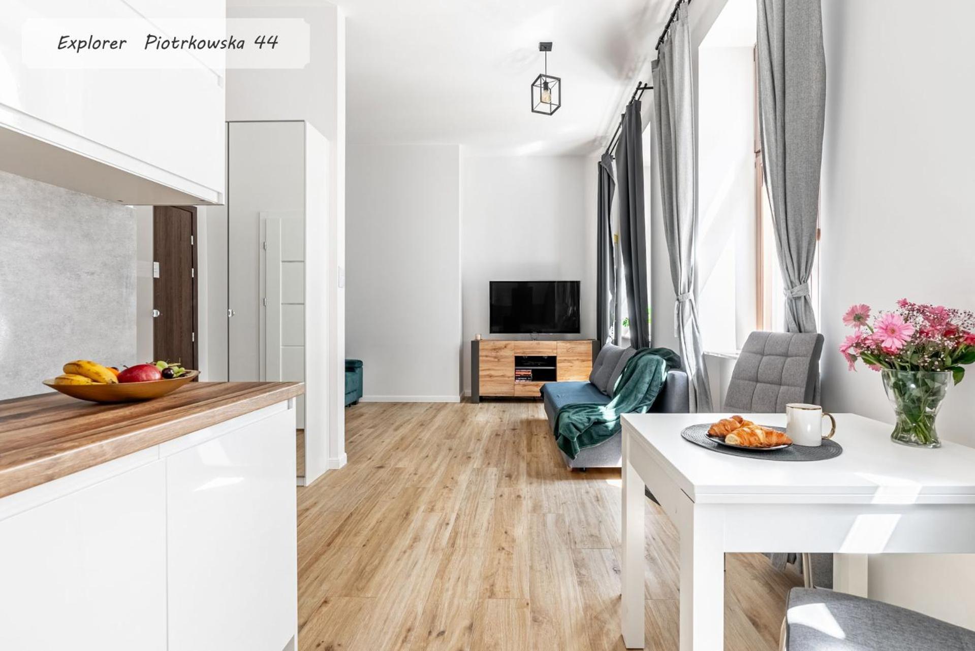 Regnum Noctis Piotrkowska 44 Apartment Lodz  Exterior photo